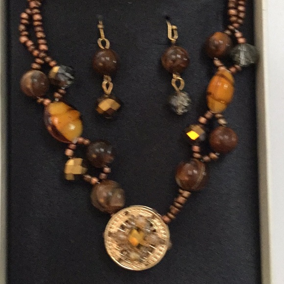 🌹NWT Just Too Awesome  “ Mixit “ Brand New Necklace & Earring Set 🌹Must Have🌹 - Picture 3 of 8